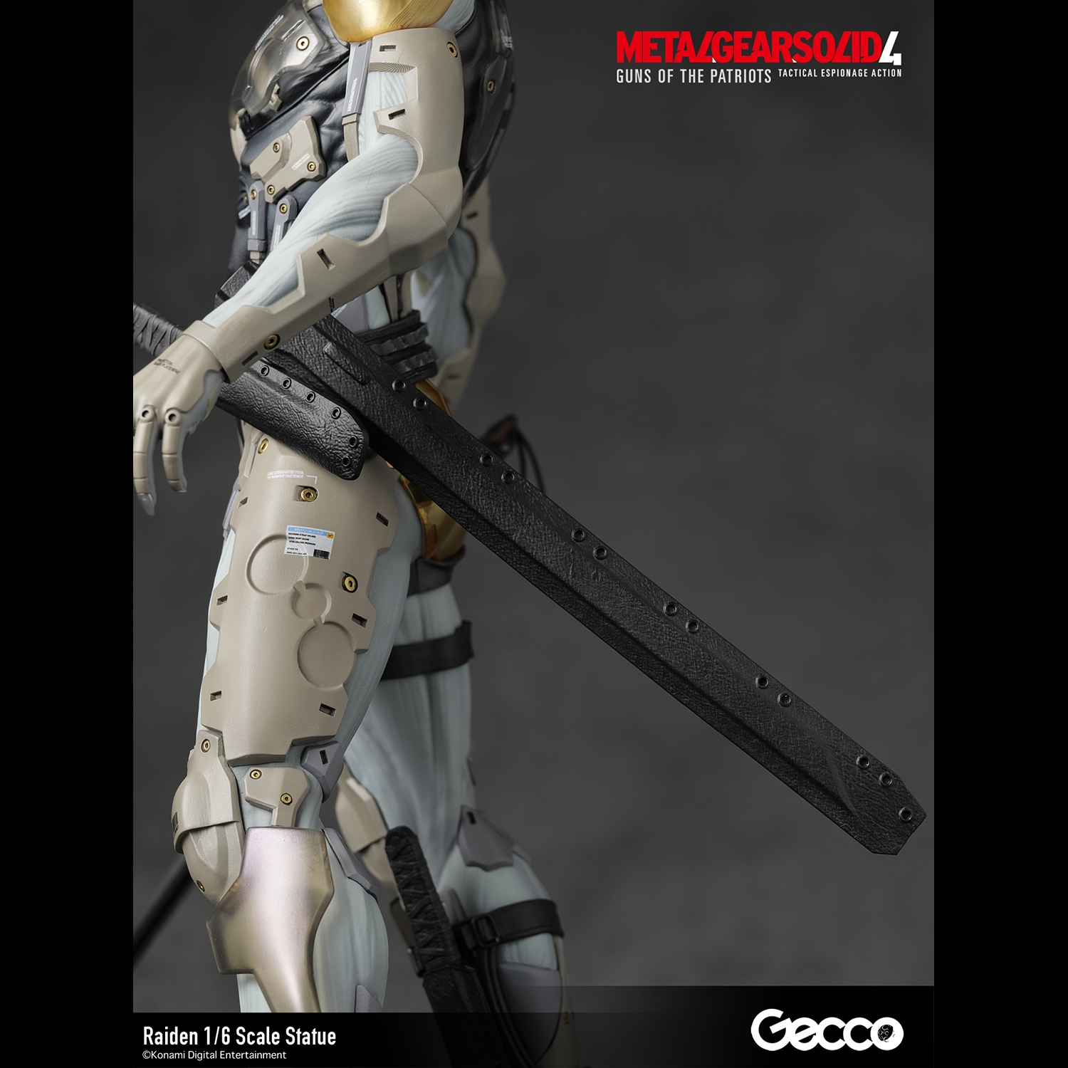 METAL GEAR SOLID 4 GUNS OF THE PATRIOTS, Raiden 1/6 Scale Statue 